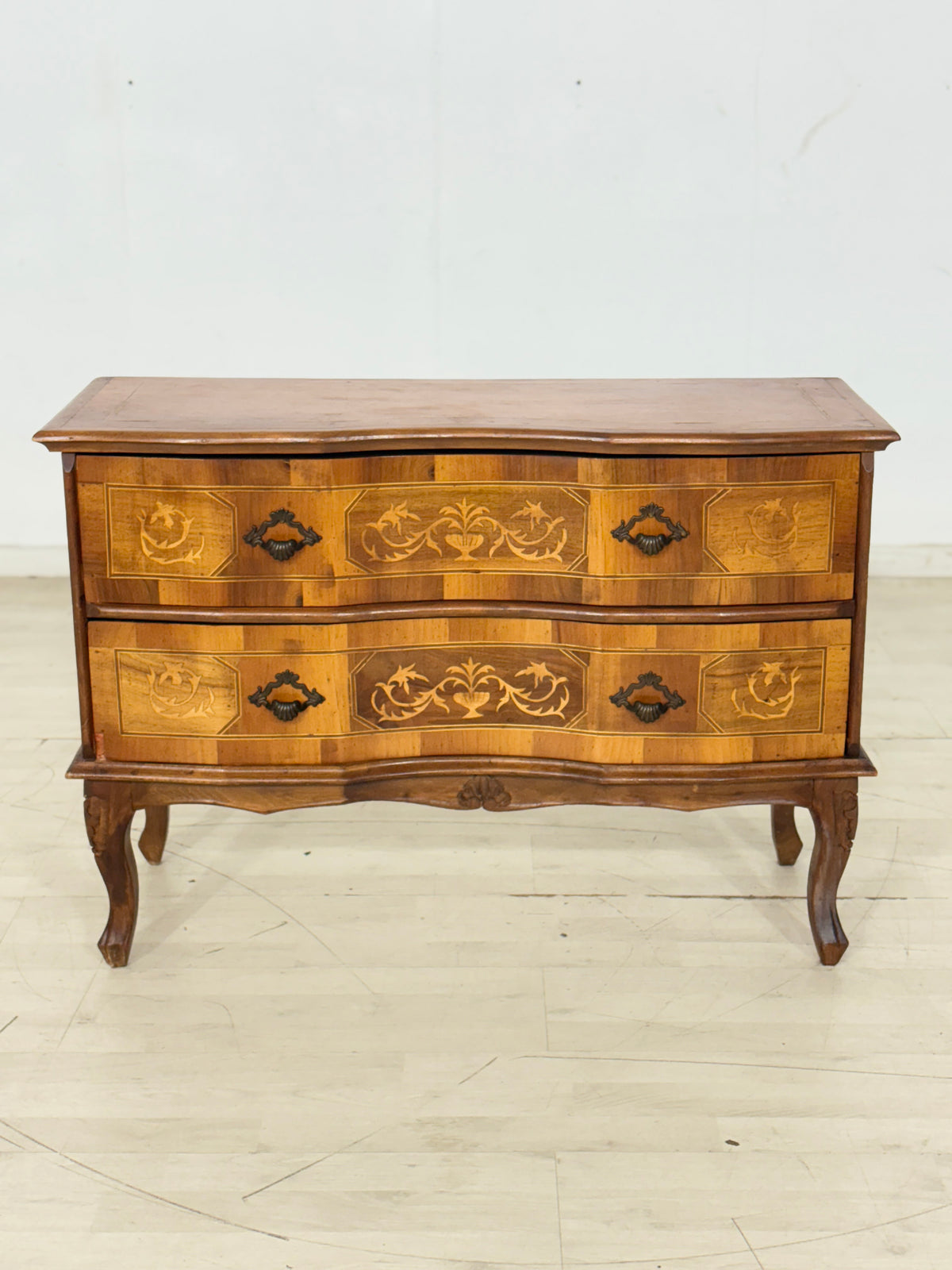 Barockstil Kommode / Schubladenschrank / Sideboard / Wohnzimmerschrank