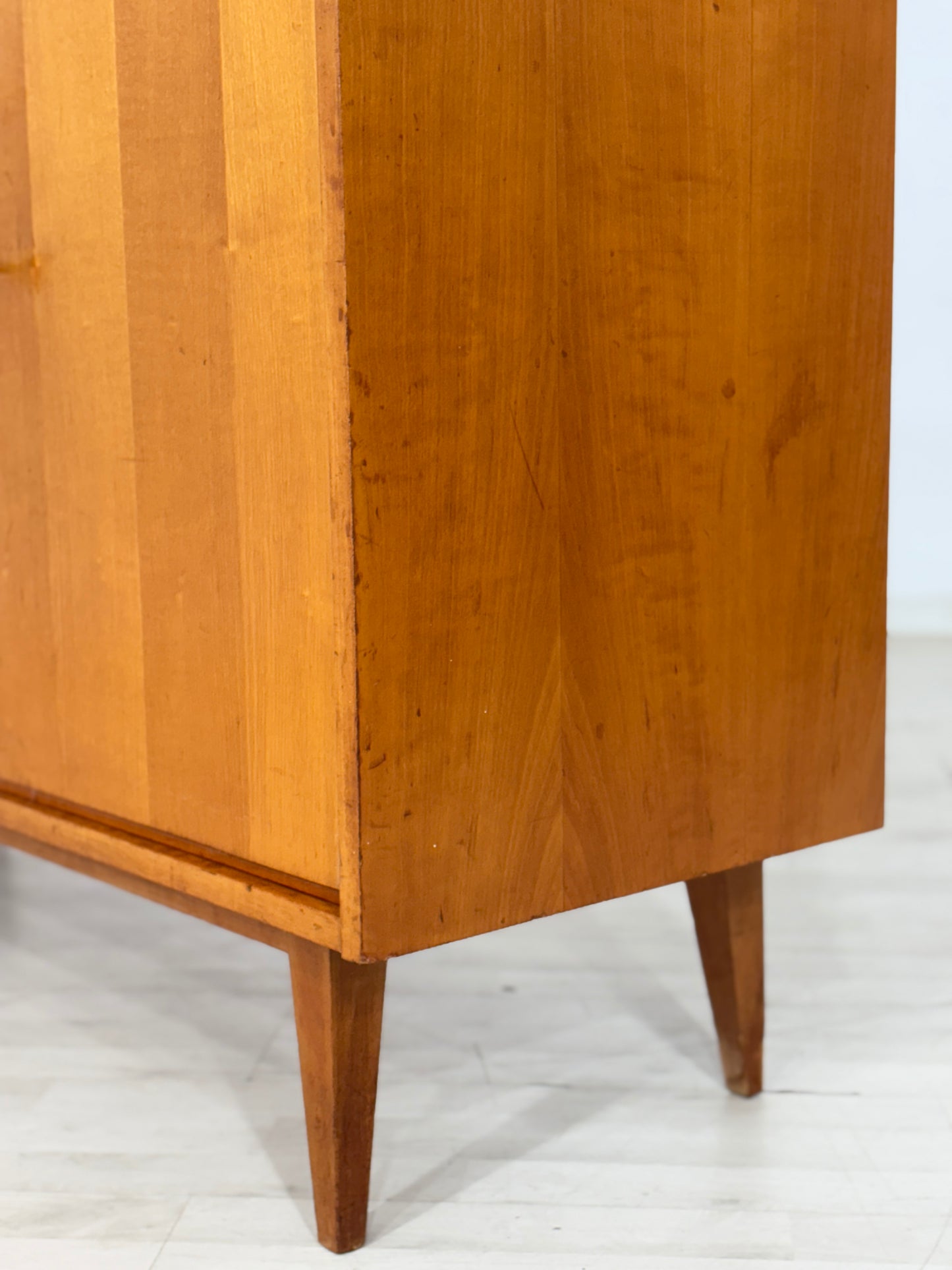 Schöner Vintage Sideboard / Kommode / Wohnzimmerschrank / Mid-Century Anrichte