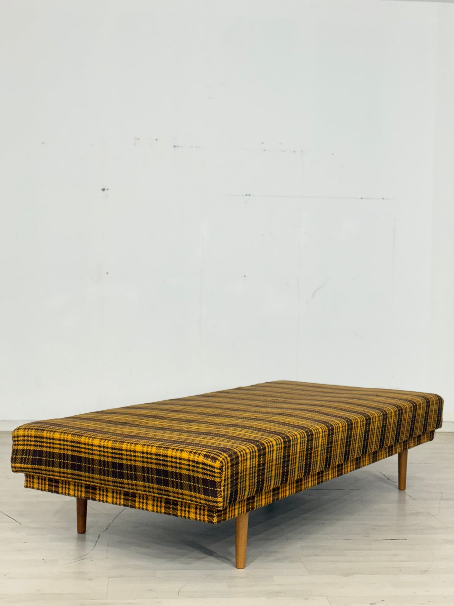 Vintage Daybed / Tagesbett / Liegesofa / Sofa / Mid-Century Couch / Schlafsofa