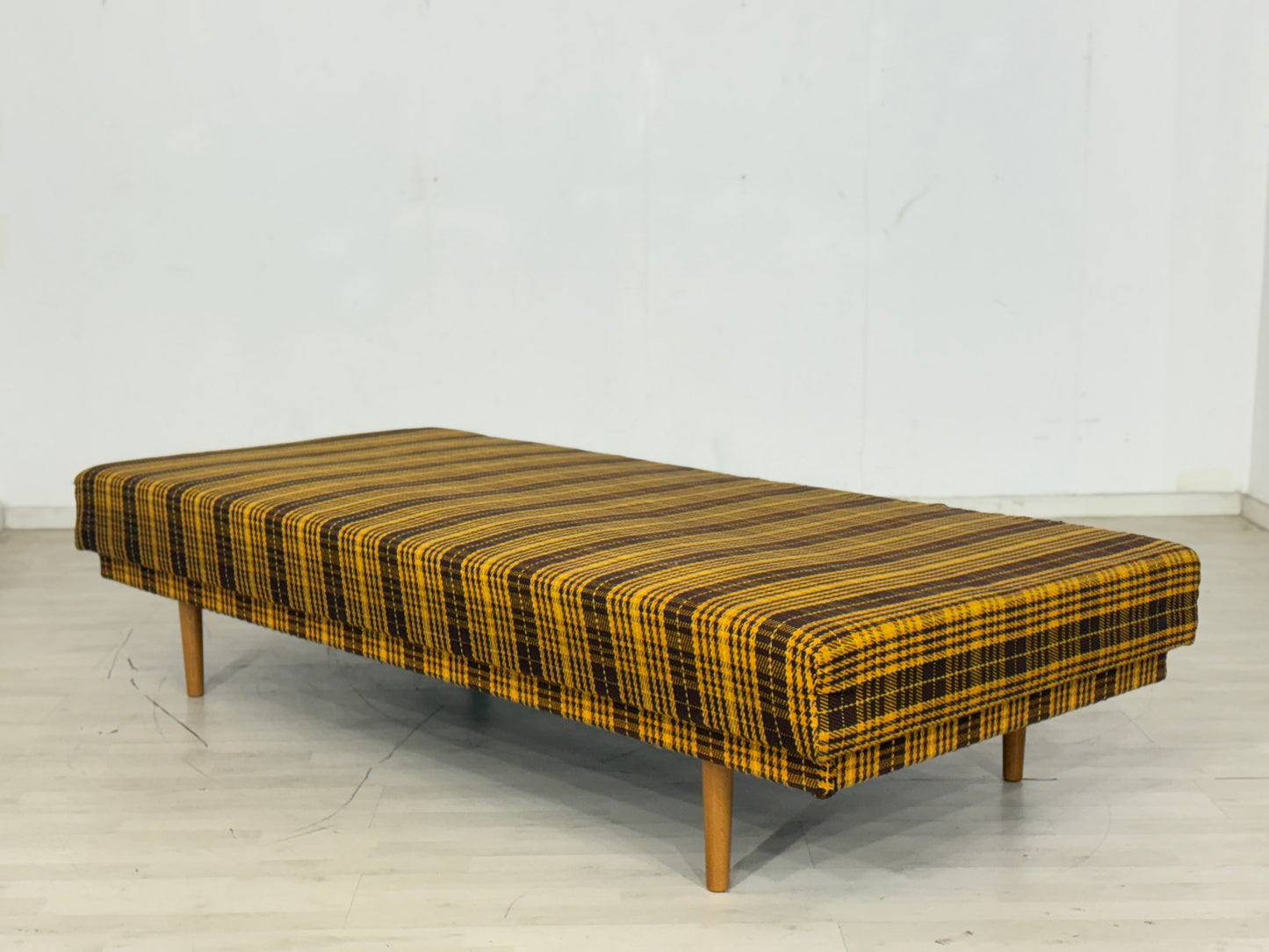 Vintage Daybed / Tagesbett / Liegesofa / Sofa / Mid-Century Couch / Schlafsofa