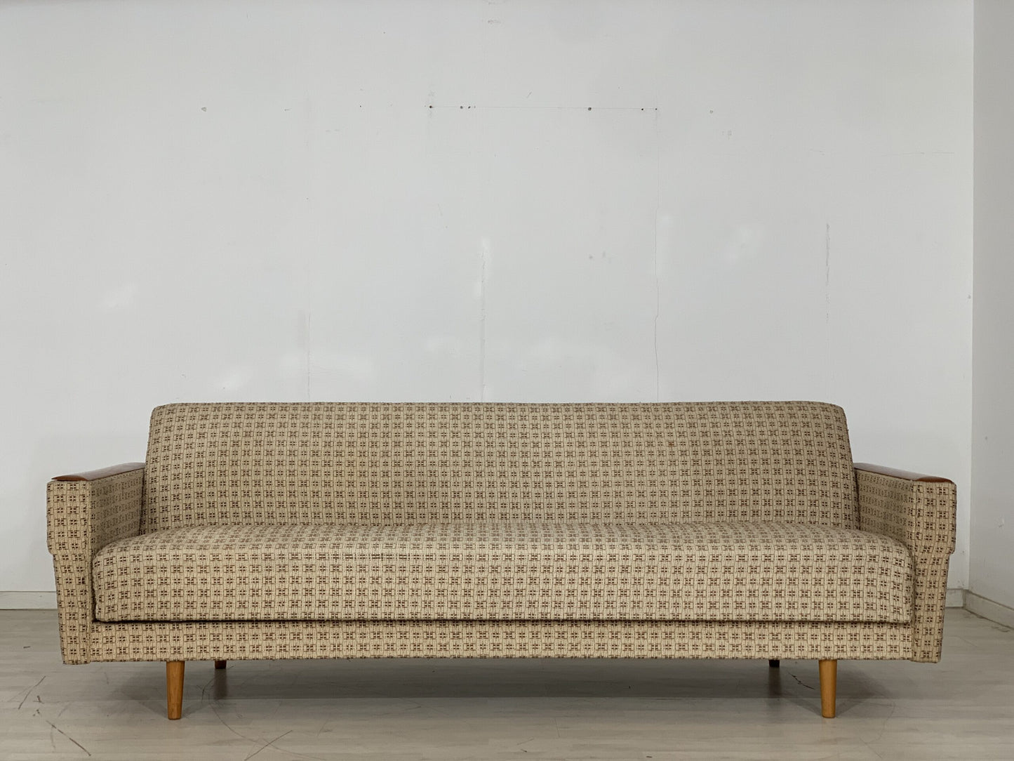 MID CENTURY SOFA COUCH SCHLAFCOUCH SCHLAFSOFA AUSZIEHBAR VINTAGE DAYBED