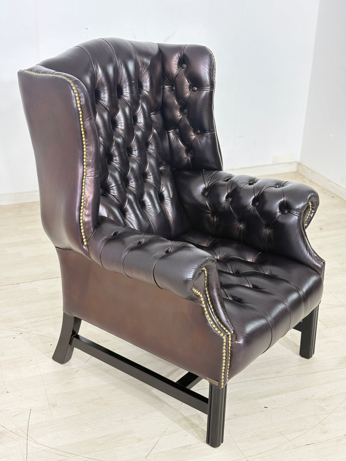 Chesterfield Ohrensessel / Ledersessel / Wilmowsky – Burgundy Leder