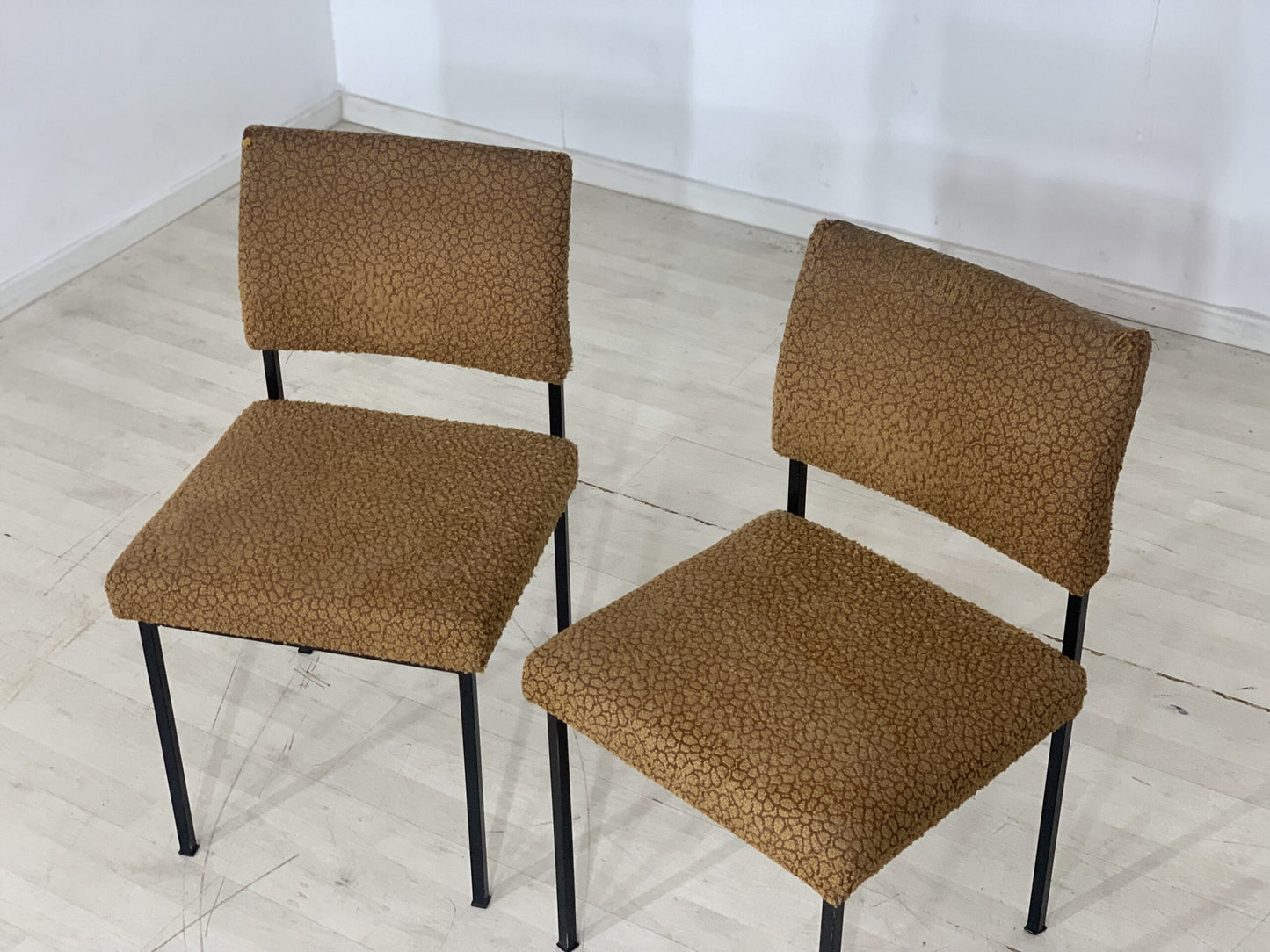 2X MID CENTURY CHAIRS DINING ROOM CHAIRS KITCHEN CHAIRS VINTAGE