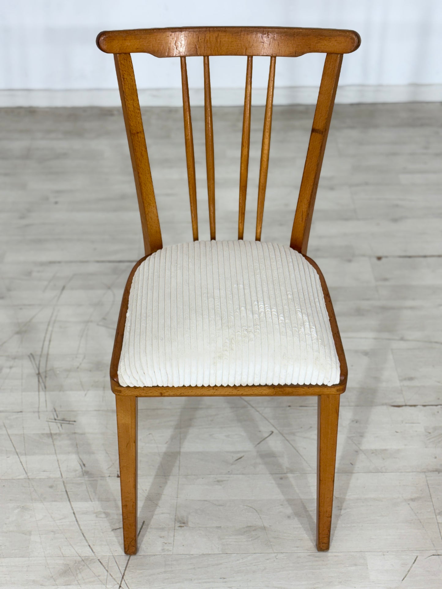 4x Mid-Century Stühle / Esszimmerstühle / Küchenstühle – Vintage 60er Jahre