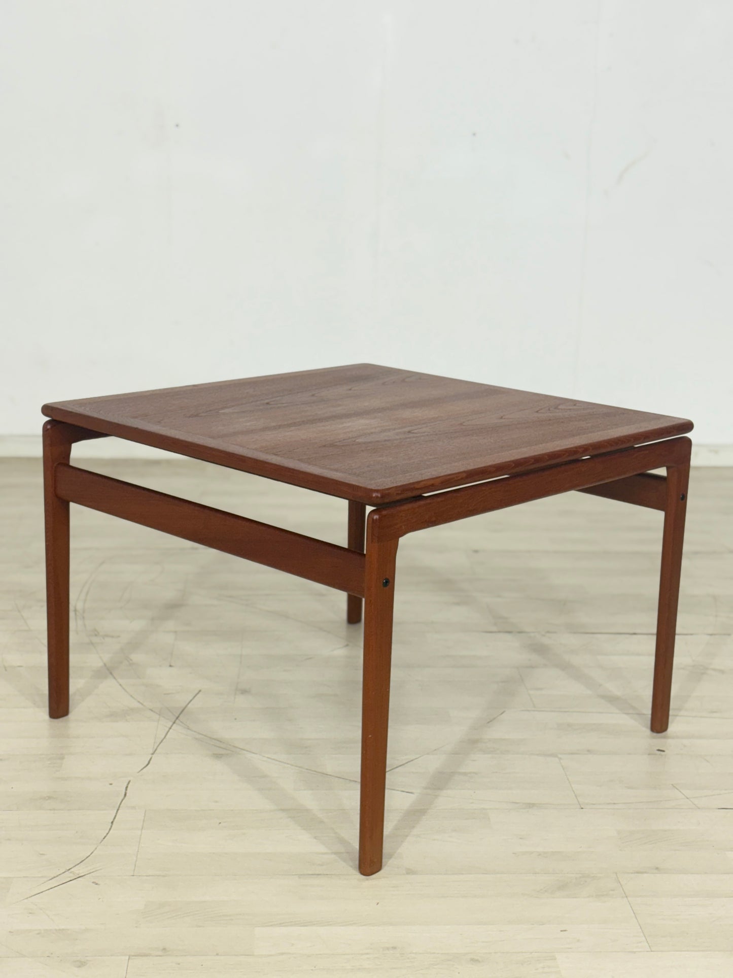 Schöner Vintage Couchtisch / Mid-Century Teak Couchtisch / Tisch / Wohnzimmertisch / Vintage Coffee Table