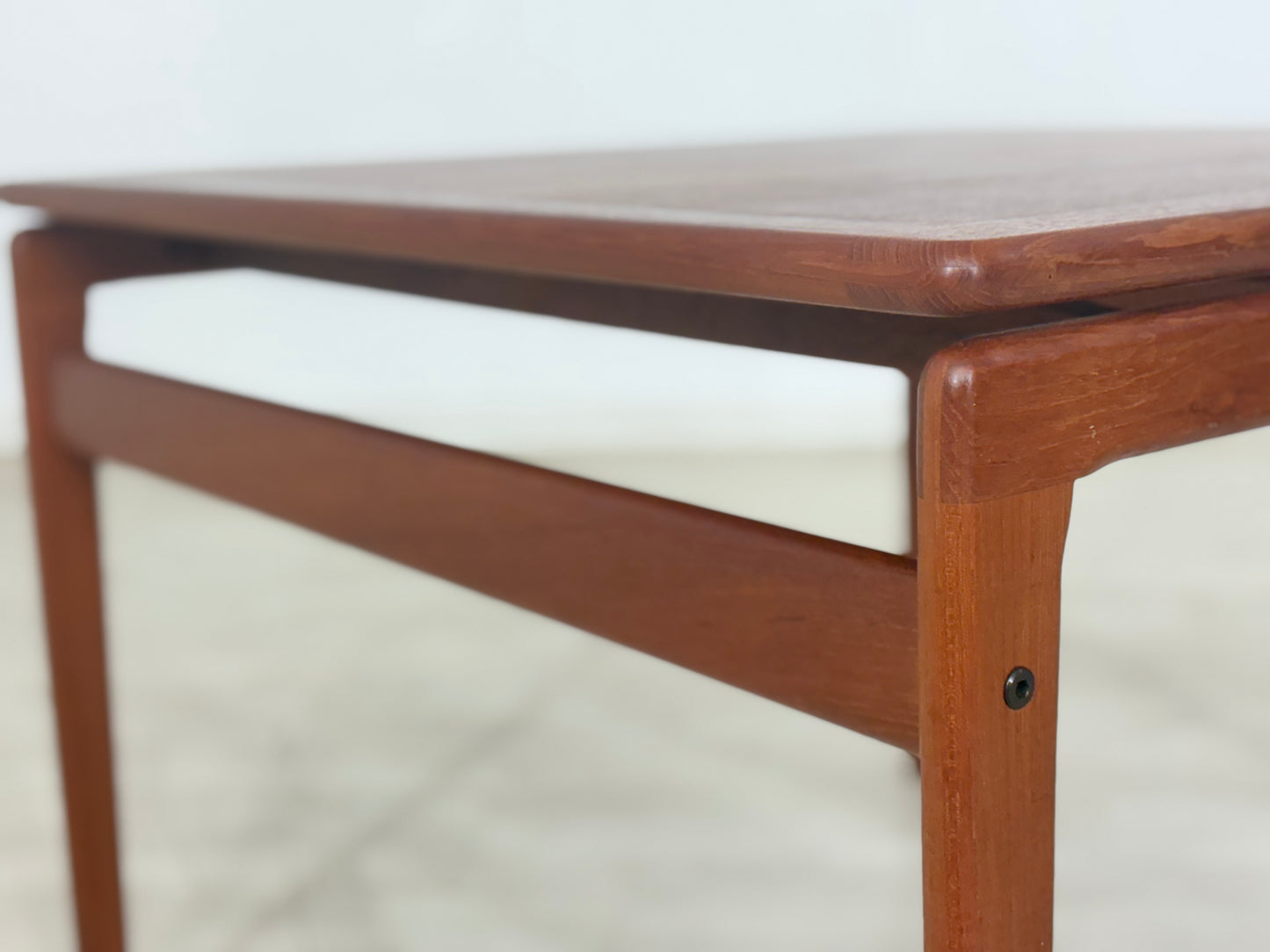 Schöner Vintage Couchtisch / Mid-Century Teak Couchtisch / Tisch / Wohnzimmertisch / Vintage Coffee Table