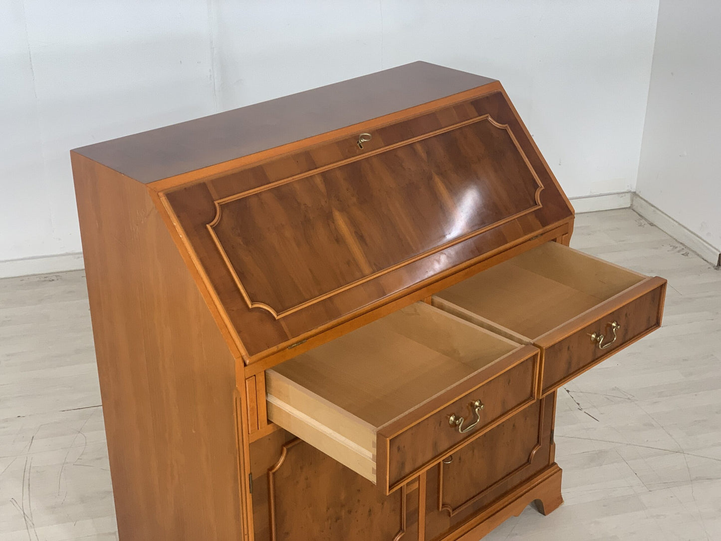 MID CENTURY SECRETARY DESK WRITING CABINET VINTAGE