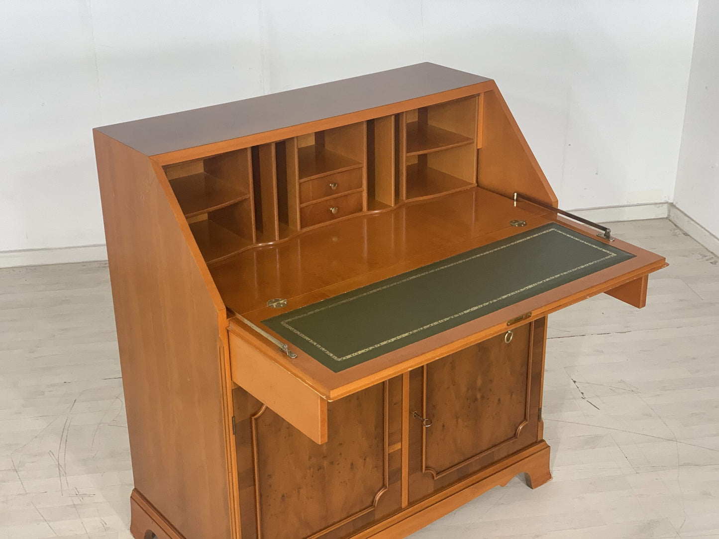 MID CENTURY SECRETARY DESK WRITING CABINET VINTAGE