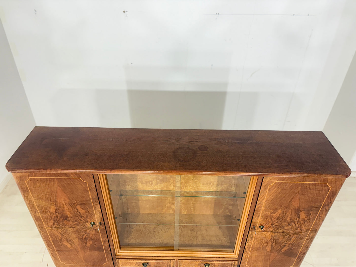 Sehr Schönes Vintage Highboard / Vitrine / Anrichte / Schrank