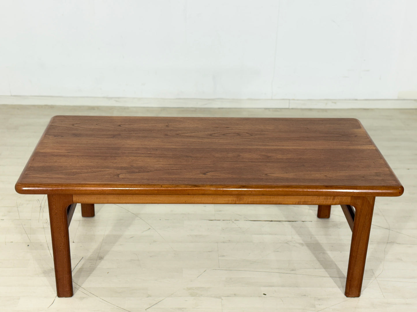 Vintage Teak Couchtisch / Tisch / Wohnzimmertisch / Mid-Century Coffee Table