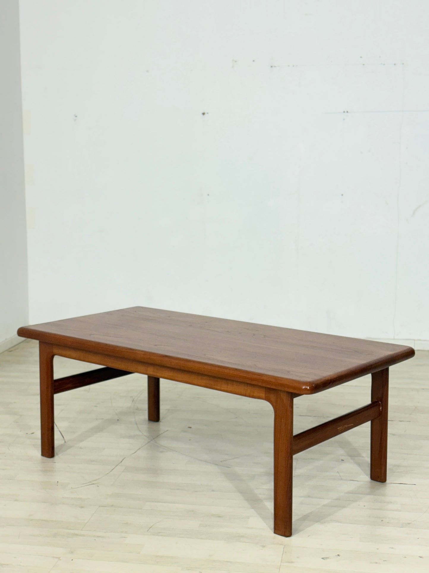 Vintage Teak Couchtisch / Tisch / Wohnzimmertisch / Mid-Century Coffee Table