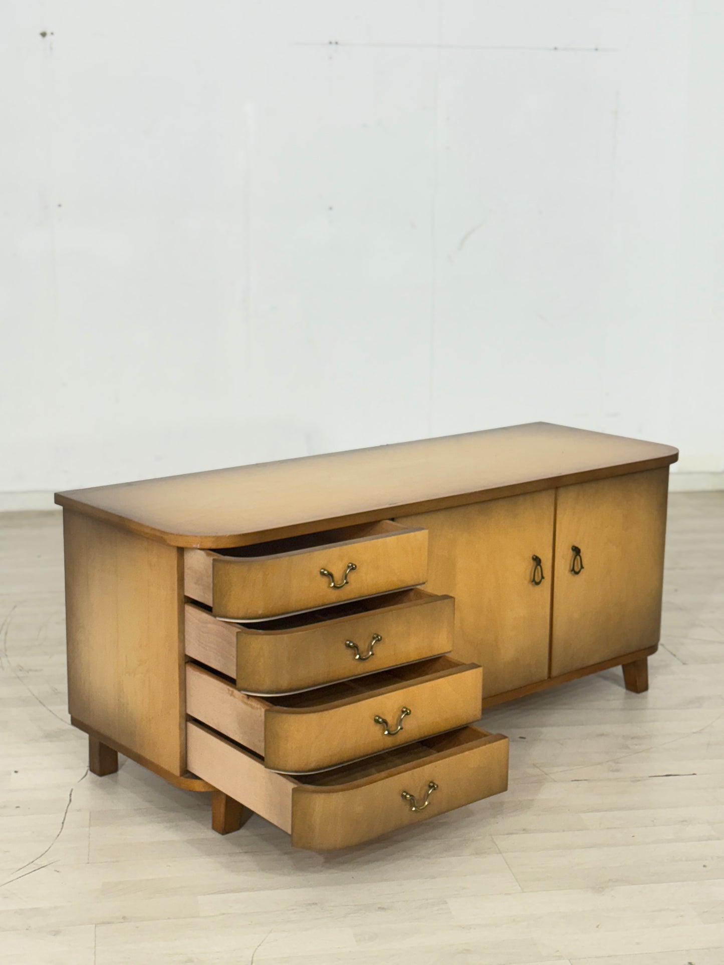 Sehr schönes Vintage Sideboard / Kommode / Lowboard / Schrank