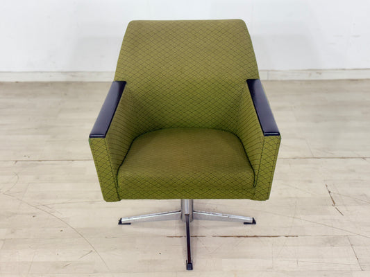 Stilvoller Vintage Sessel / Mid Century Drehsessel / Wohnzimmersessel