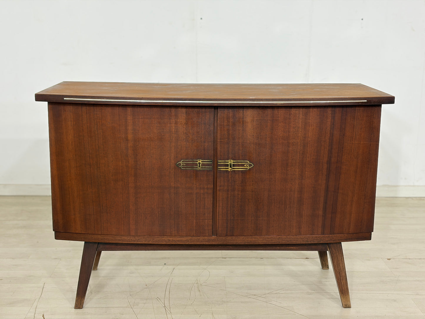 Sehr schöne Vintage Kommode / Anrichte / Schrank / Wohnzimmerschrank