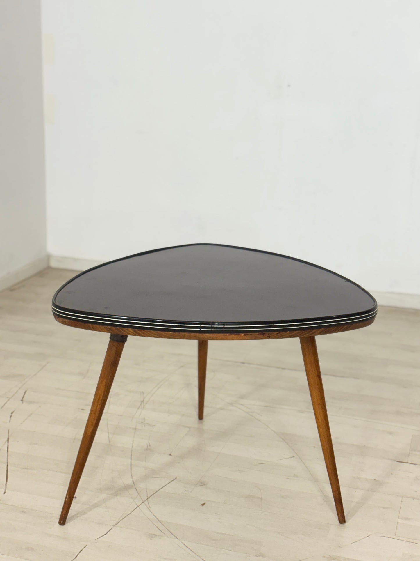 Sehr schöner Vintage Couchtisch / Wohnzimmertisch / Nierentisch / Beistelltisch Mid-Century