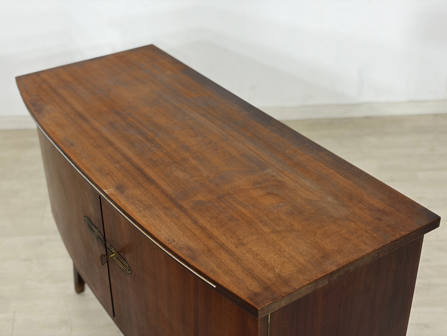 Sehr schöne Vintage Kommode / Anrichte / Schrank / Wohnzimmerschrank