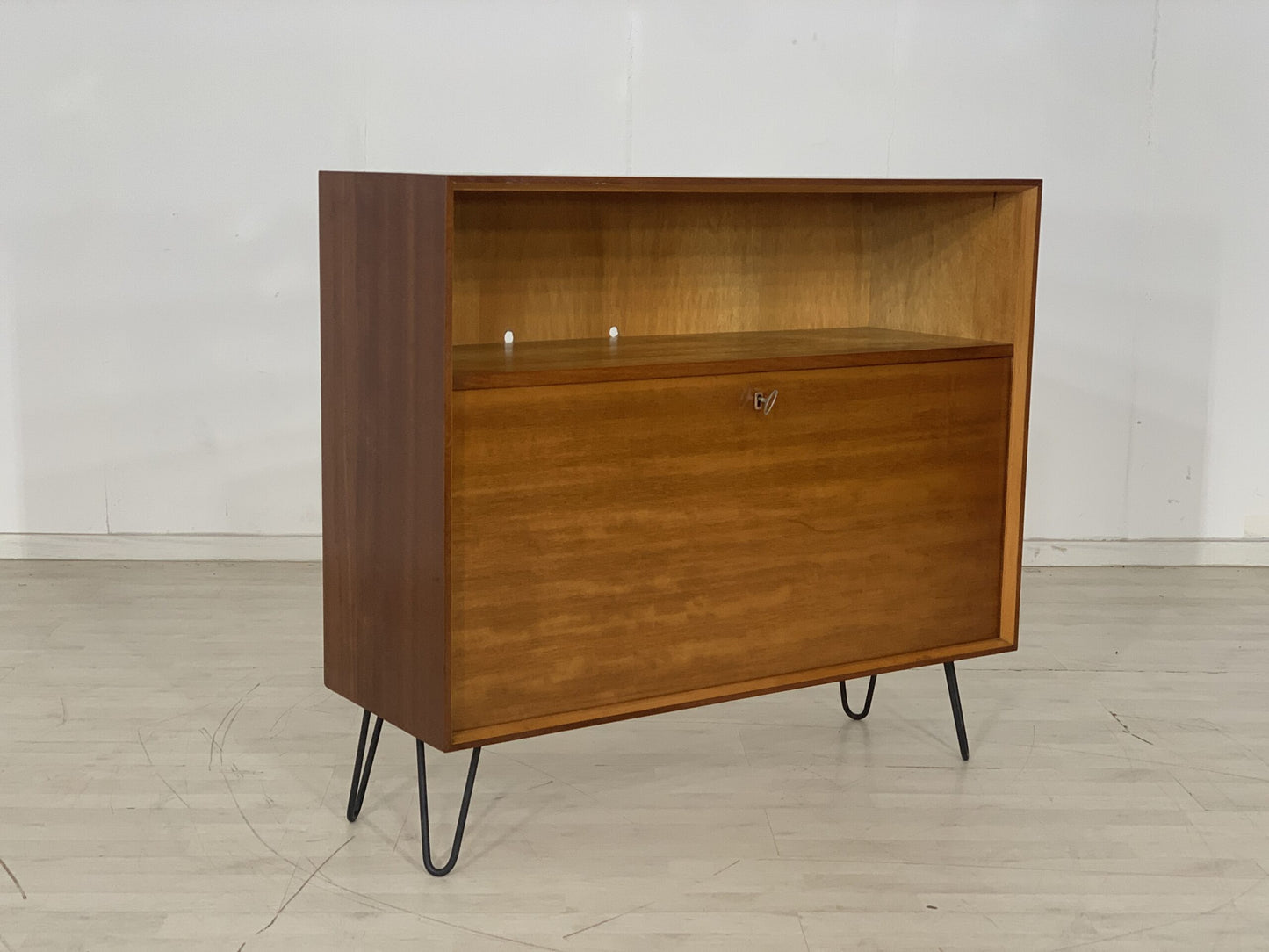 60er JAHRE MID CENTURY KOMMODE SCHRANK FLURSCHRANK VINTAGE