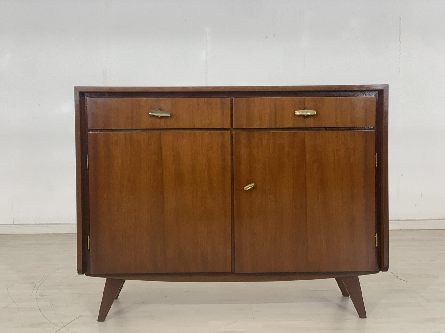 60s MID CENTURY CHEST OF DRAWERS SIDEBOARD CABINET HALLWAY CABINET VINTAGE