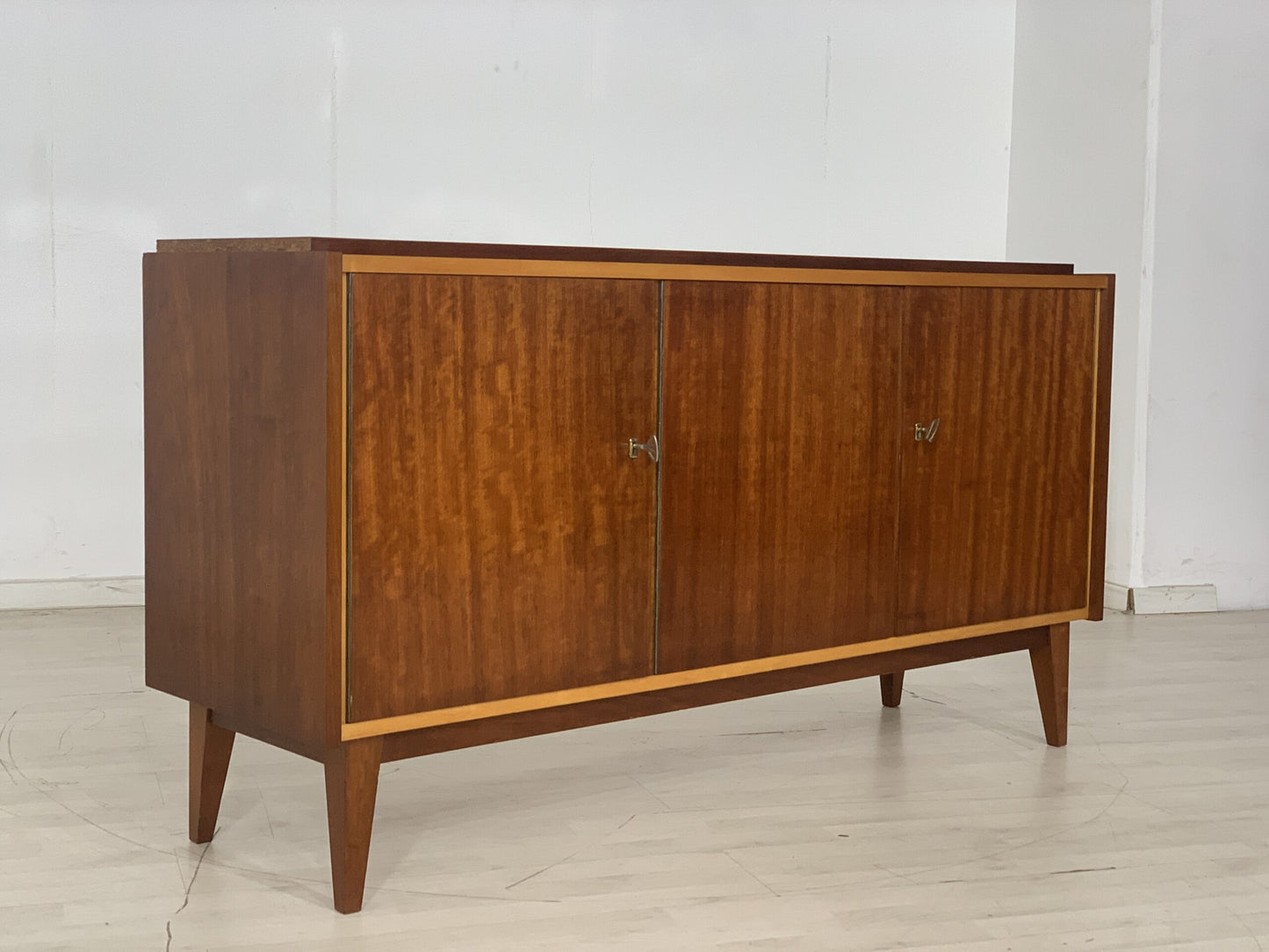 MID CENTURY CHEST OF DRAWERS SIDEBOARD CABINET HALLWAY CABINET SIDEBOARD VINTAGE