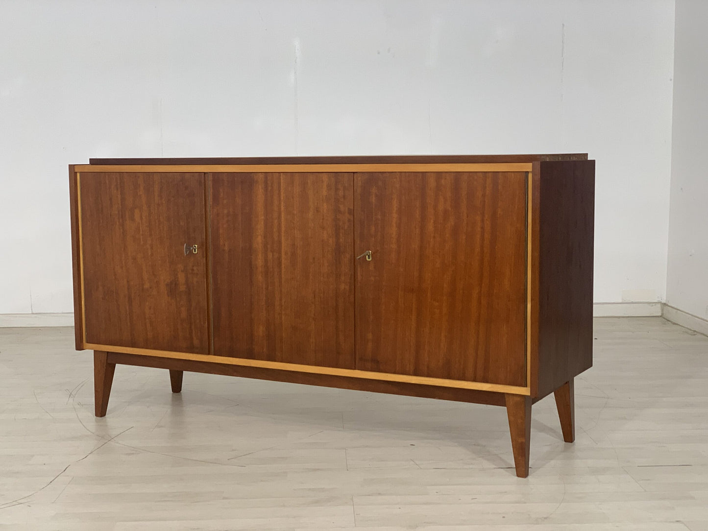 MID CENTURY KOMMODE SIDEBOARD SCHRANK FLURSCHRANK ANRICHTE VINTAGE