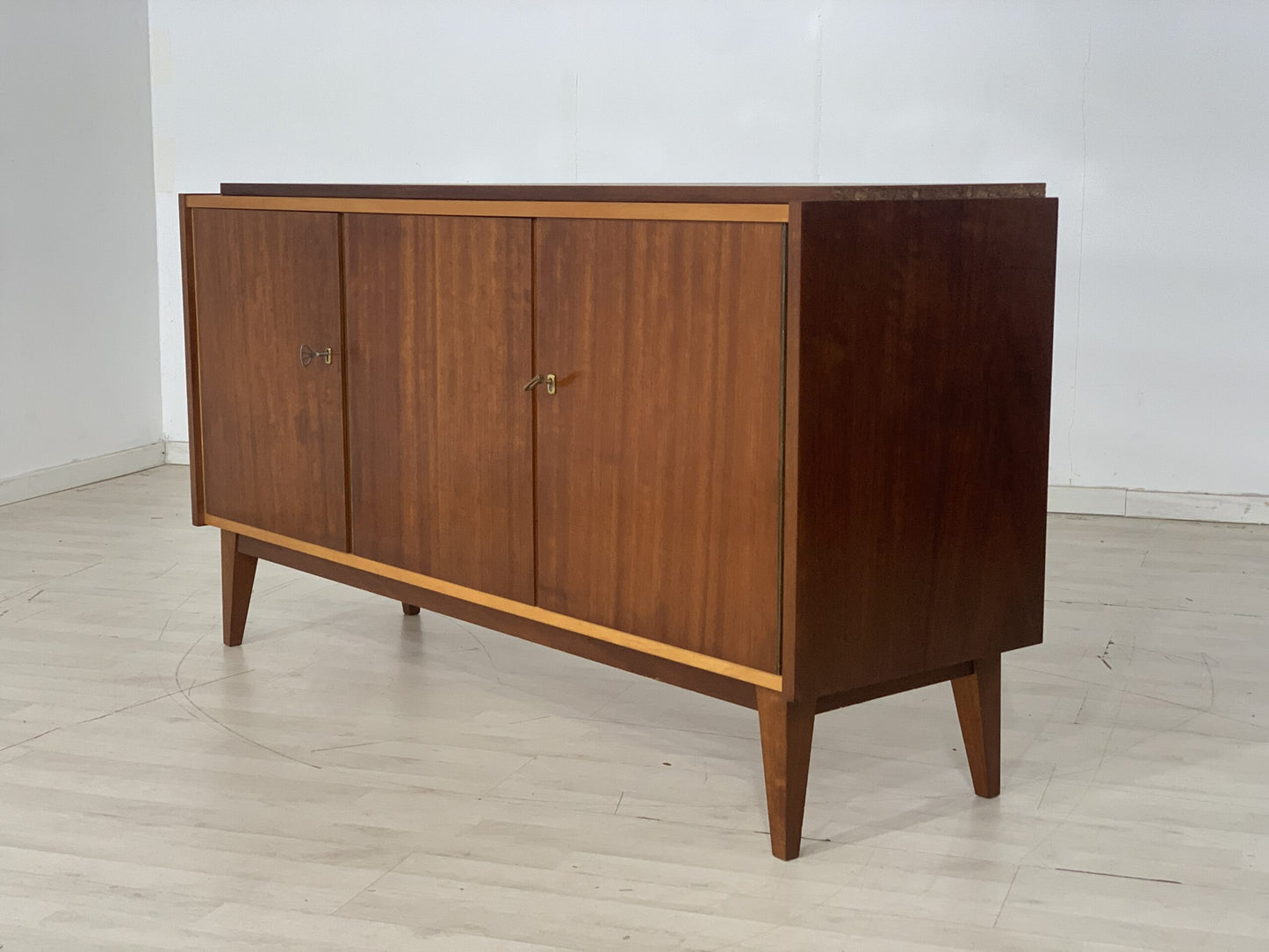 MID CENTURY KOMMODE SIDEBOARD SCHRANK FLURSCHRANK ANRICHTE VINTAGE