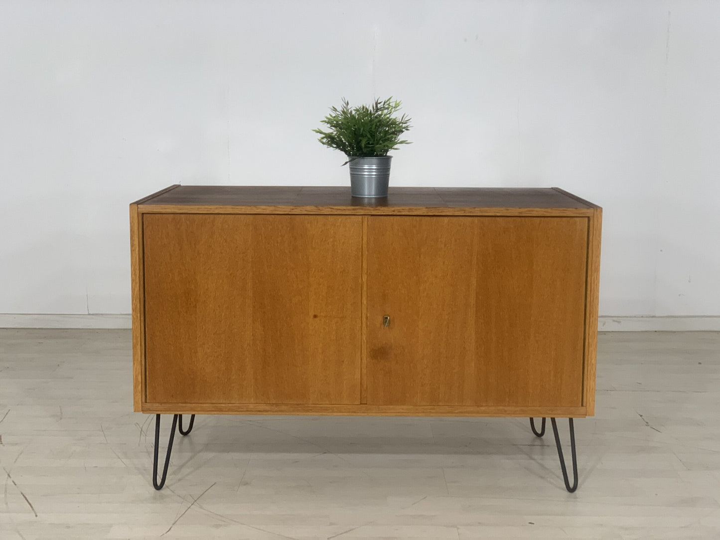 MID CENTURY CHEST OF DRAWERS SIDEBOARD CABINET VINTAGE