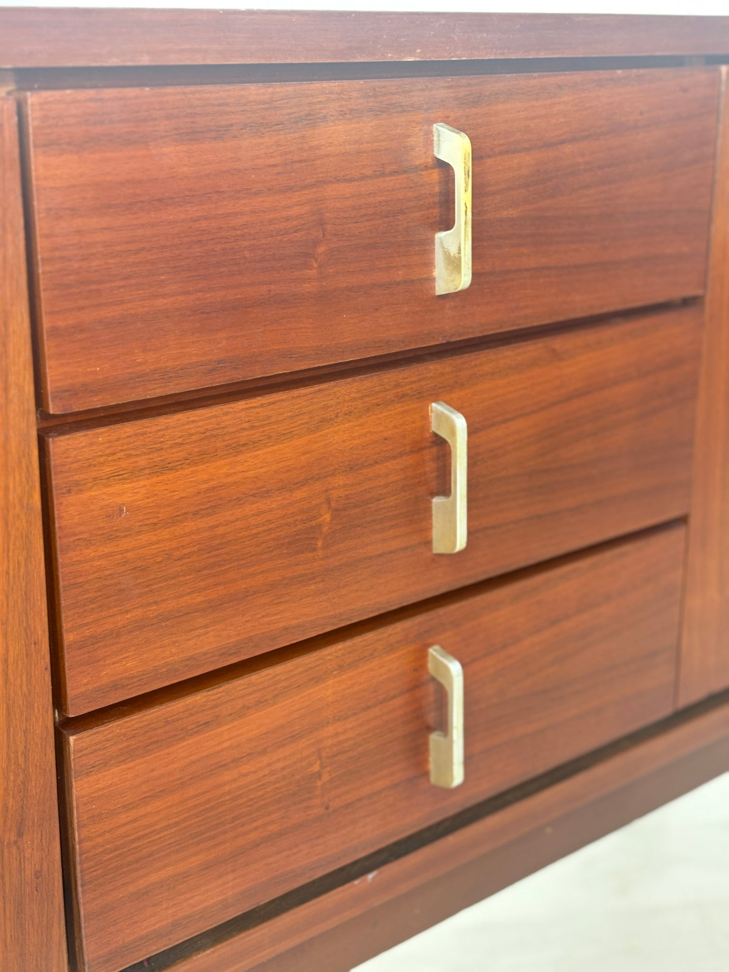 Sehr schönes Vintage Sideboard / Teak Anrichte / Kommode / Schrank