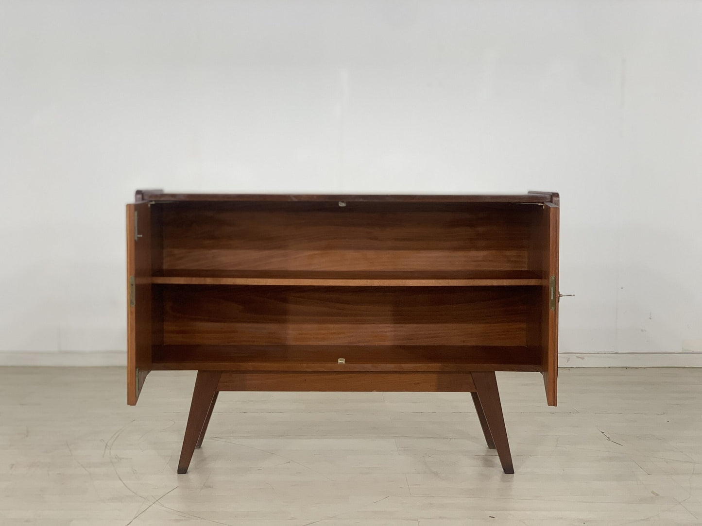 60s MID CENTURY CHEST OF DRAWERS SIDEBOARD CABINET VINTAGE