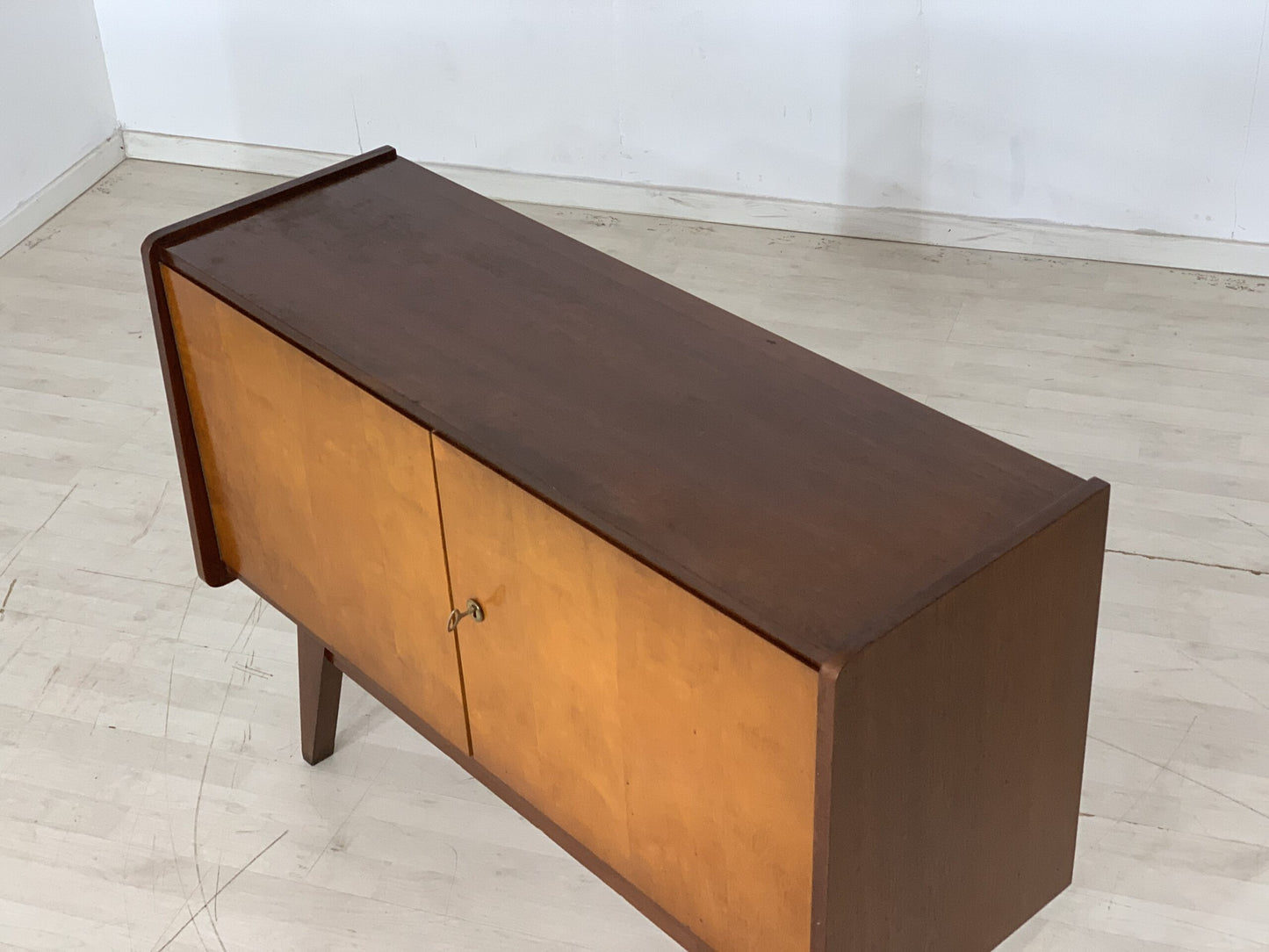 COMMODE À TIROIRS DU MILIEU DU SIÈCLE DES ANNÉES 1960, ARMOIRE VINTAGE