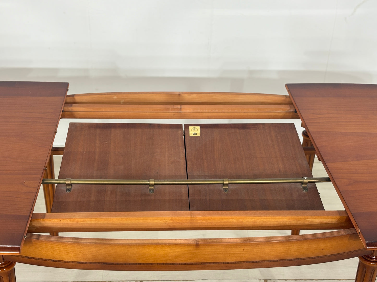 Hochwertiger Warrings Esstisch / Vintage Tisch / Ausziehbarer Küchentisch