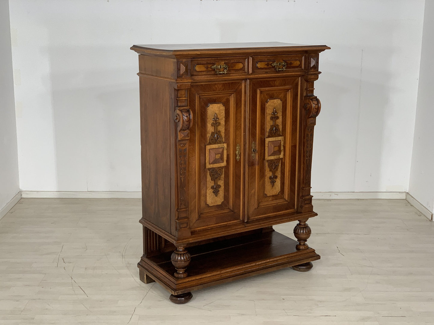 FOUNDATION PERIOD VERTIKO CABINET SIDEBOARD HALLWAY CABINET LIVING ROOM CABINET AROUND 1900