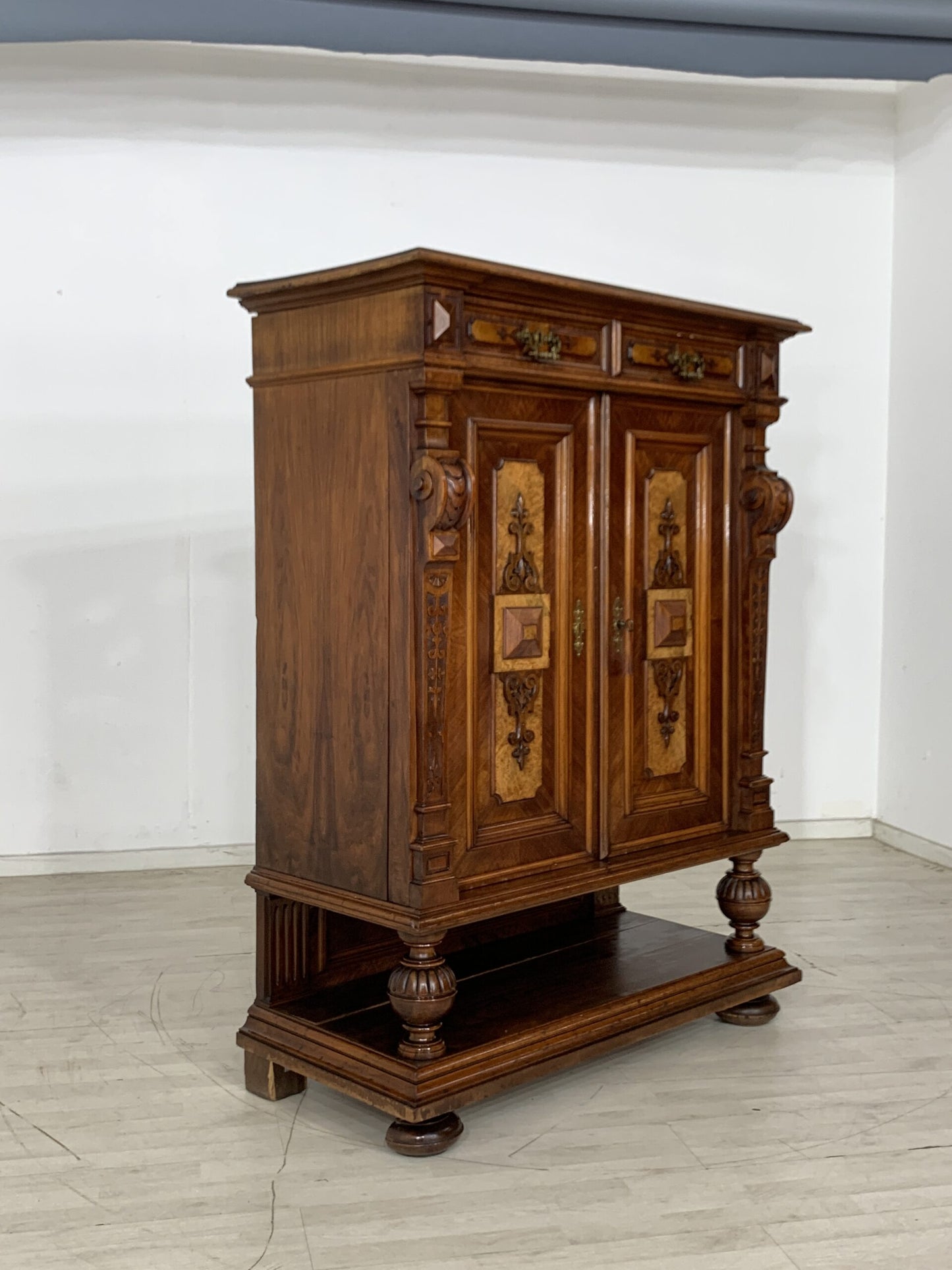 FOUNDATION PERIOD VERTIKO CABINET SIDEBOARD HALLWAY CABINET LIVING ROOM CABINET AROUND 1900