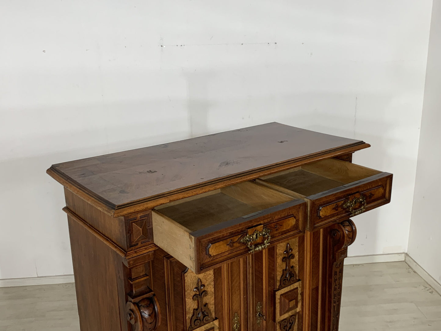 GRÜNDERZEIT VERTIKO SCHRANK ANRICHTE FLURSCHRANK WOHNZIMMERSCHRANK UM 1900