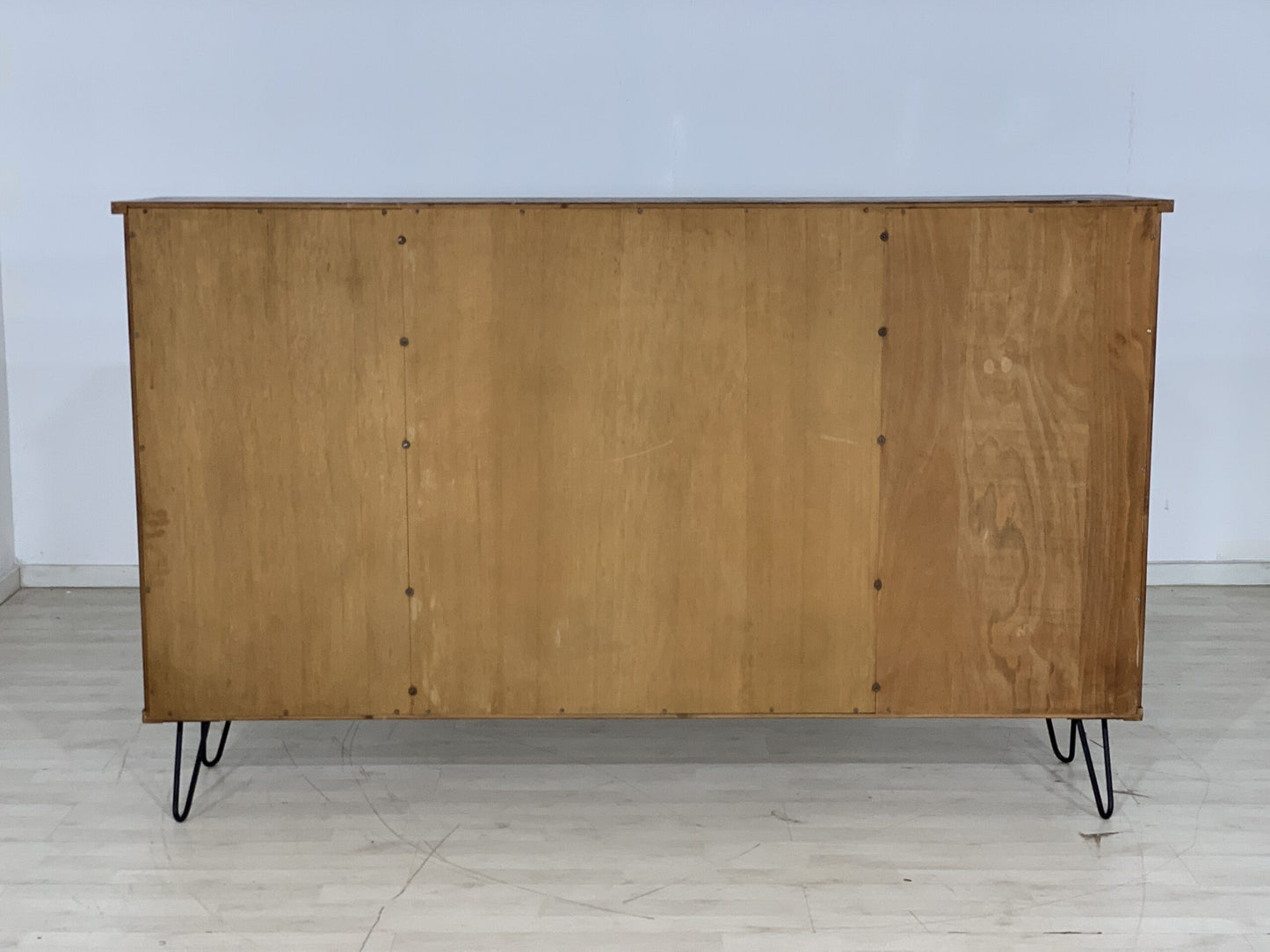 MID CENTURY HIGHBOARD GESCHIRRSCHRANK FLURSCHRANK WOHNZIMMERSCHRANK SCHRANK VINTAGE