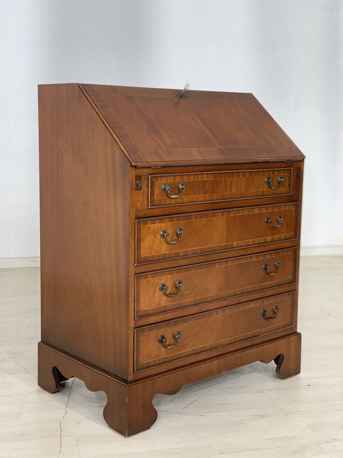 BUREAU DE SECRÉTAIRE DU MILIEU DU SIÈCLE, COMMODE CÔTÉ VINTAGE