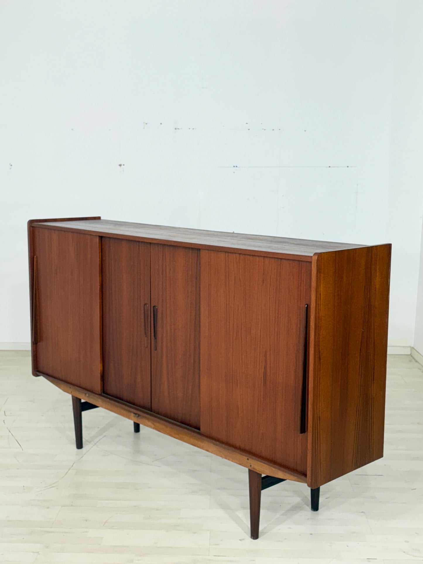 Danish Design Highboard / Teak Sideboard / Barschrank / Wohnzimmerschrank / Vintage Schrank