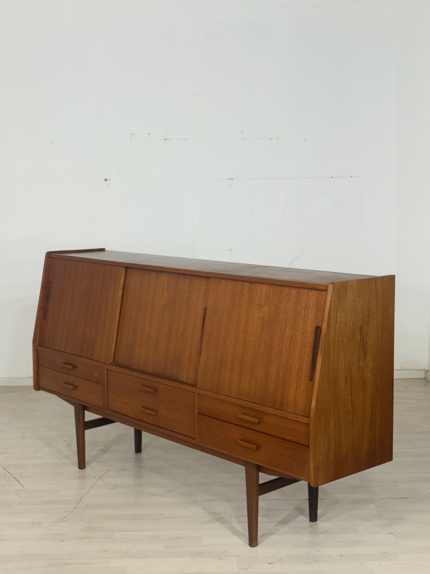 Mid-Century Highboard / Teak Schrank / Barschrank / Wohnzimmerschrank / Vintage Sidebaord