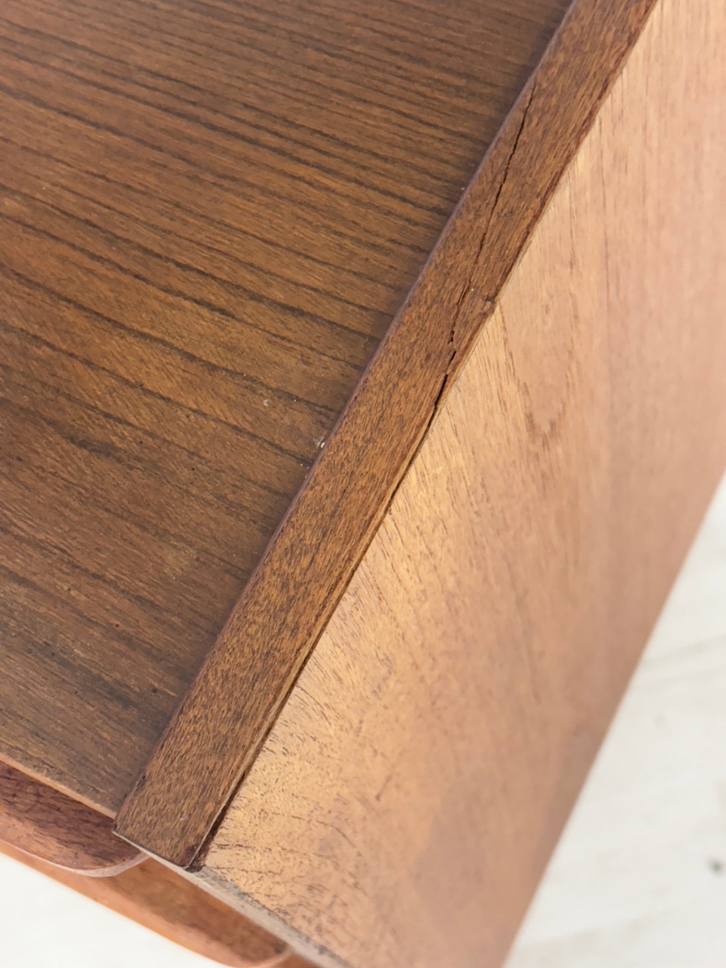 Mid-Century Kommode / Teak Schrank / Vintage Waschkommode / Wohnzimmerschrank