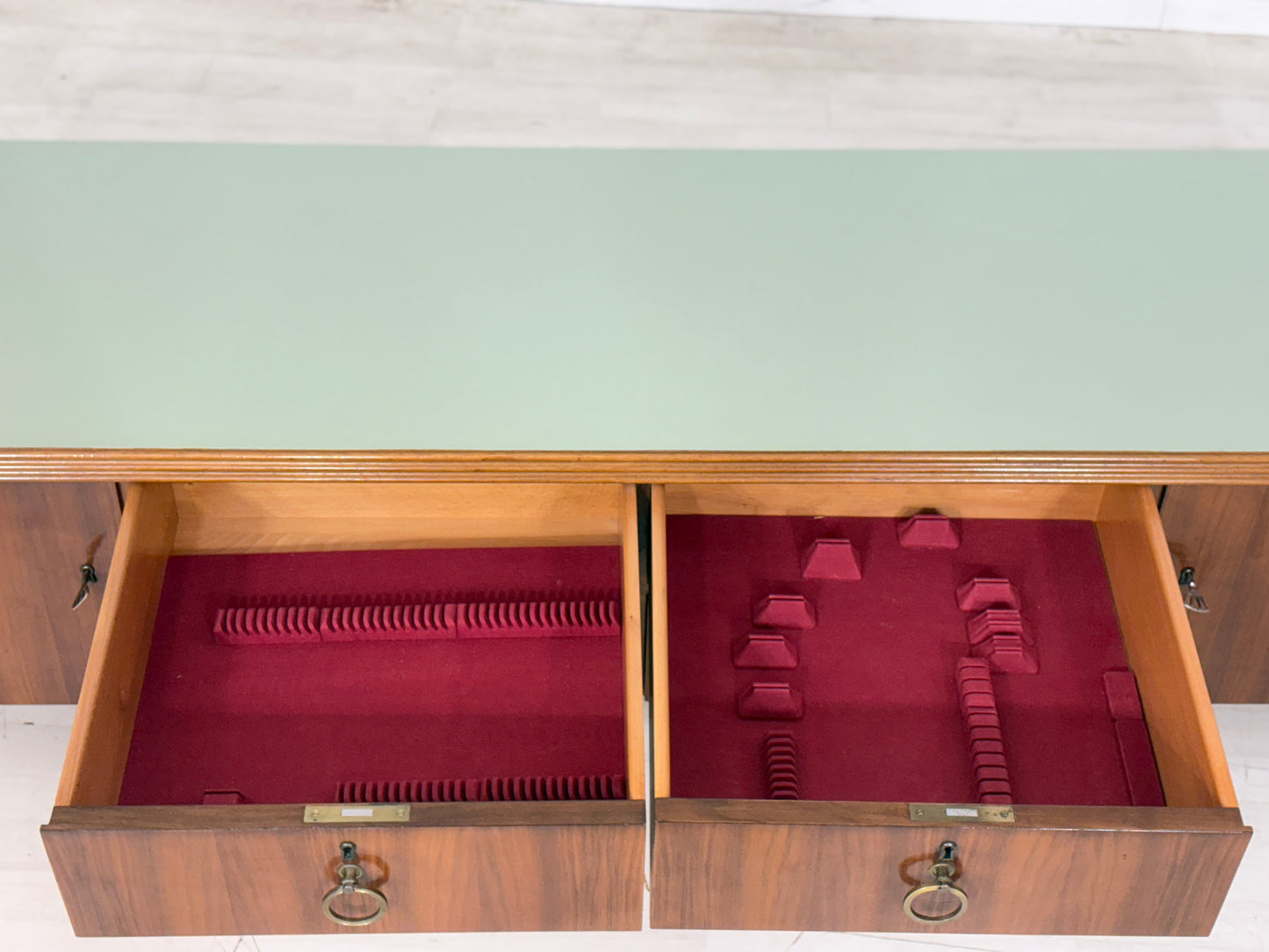 Vintage Sideboard / Mid-Century Lowboard / Schrank / Wohnzimmerschrank