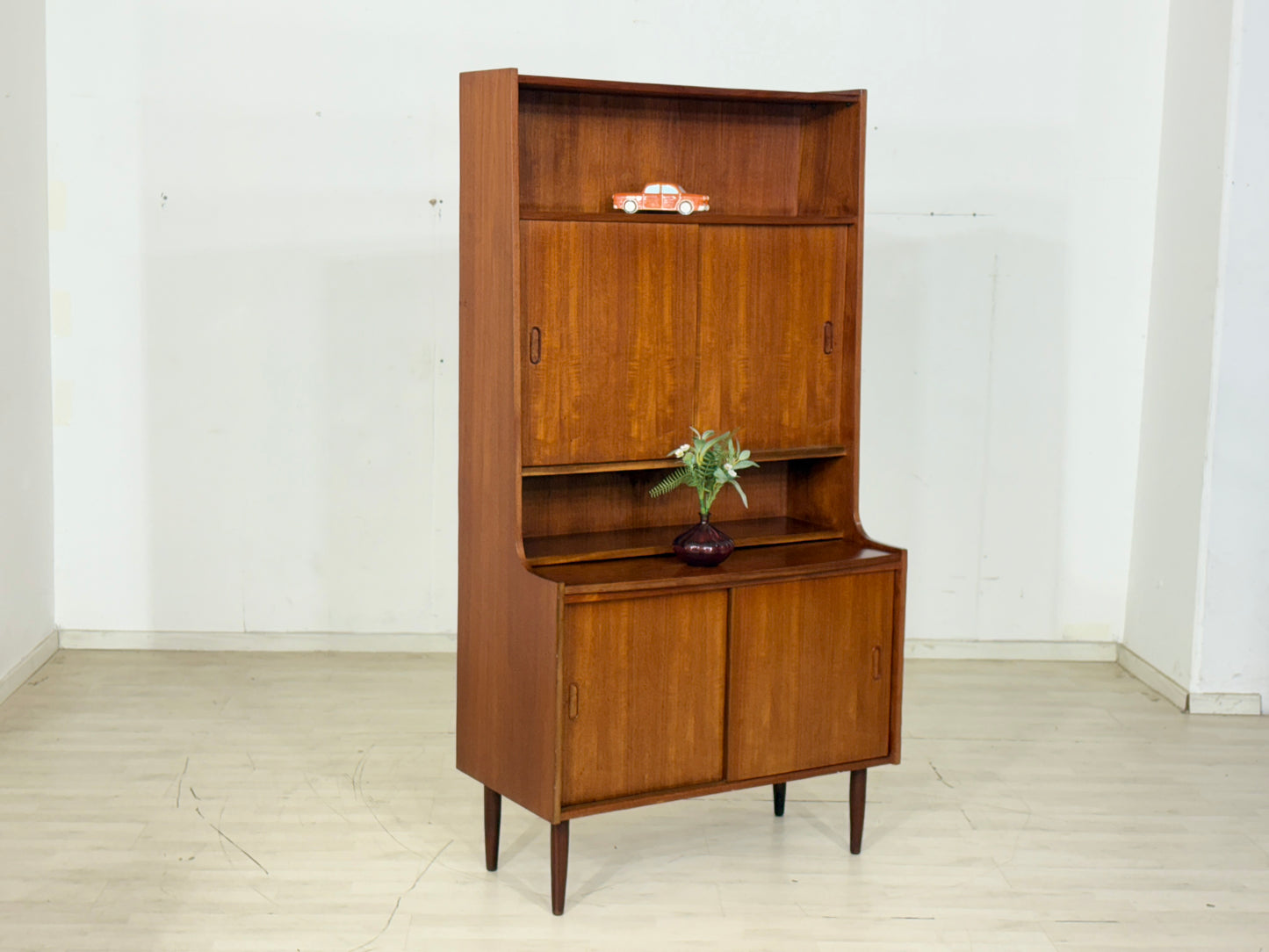 Mid-Century Teak Sekretär / Dänisch Highboard / Vintage Schrank / Fächerschrank