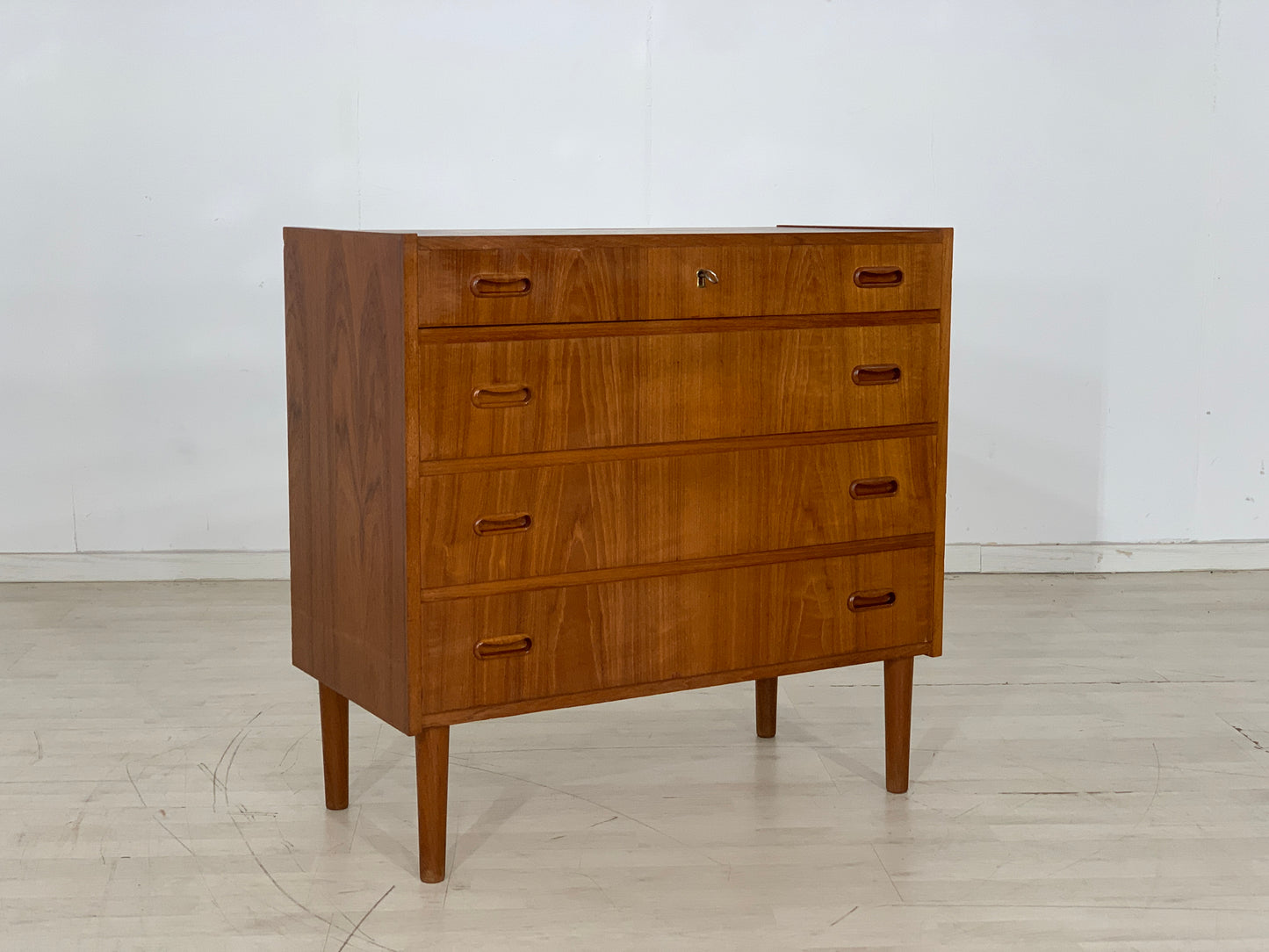 DANISH TEAK KOMMODE SCHRANK WÄSCHEKOMMODE VINTAGE