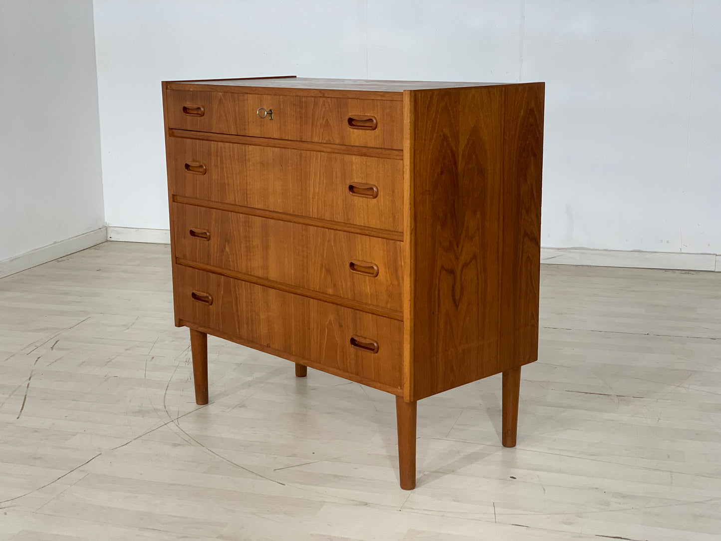 DANISH TEAK KOMMODE SCHRANK WÄSCHEKOMMODE VINTAGE