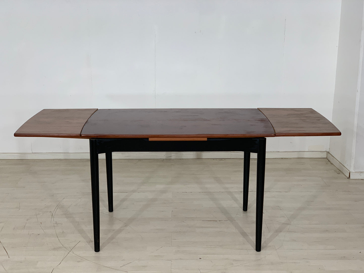 MID CENTURY DANISH TEAK ESSTISCH TISCH DINING TABLE VINTAGE