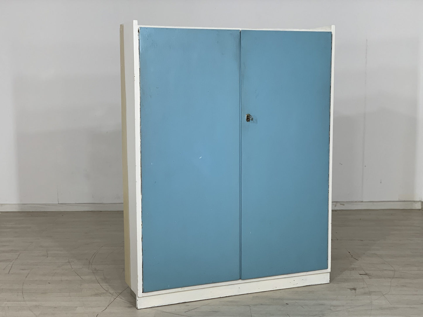 MID CENTURY WÄSCHESCHRANK SCHUHSCHRANK FLURSCHRANK SCHRANK KLEIDERSCHRANK VINTAGE WARDROBE