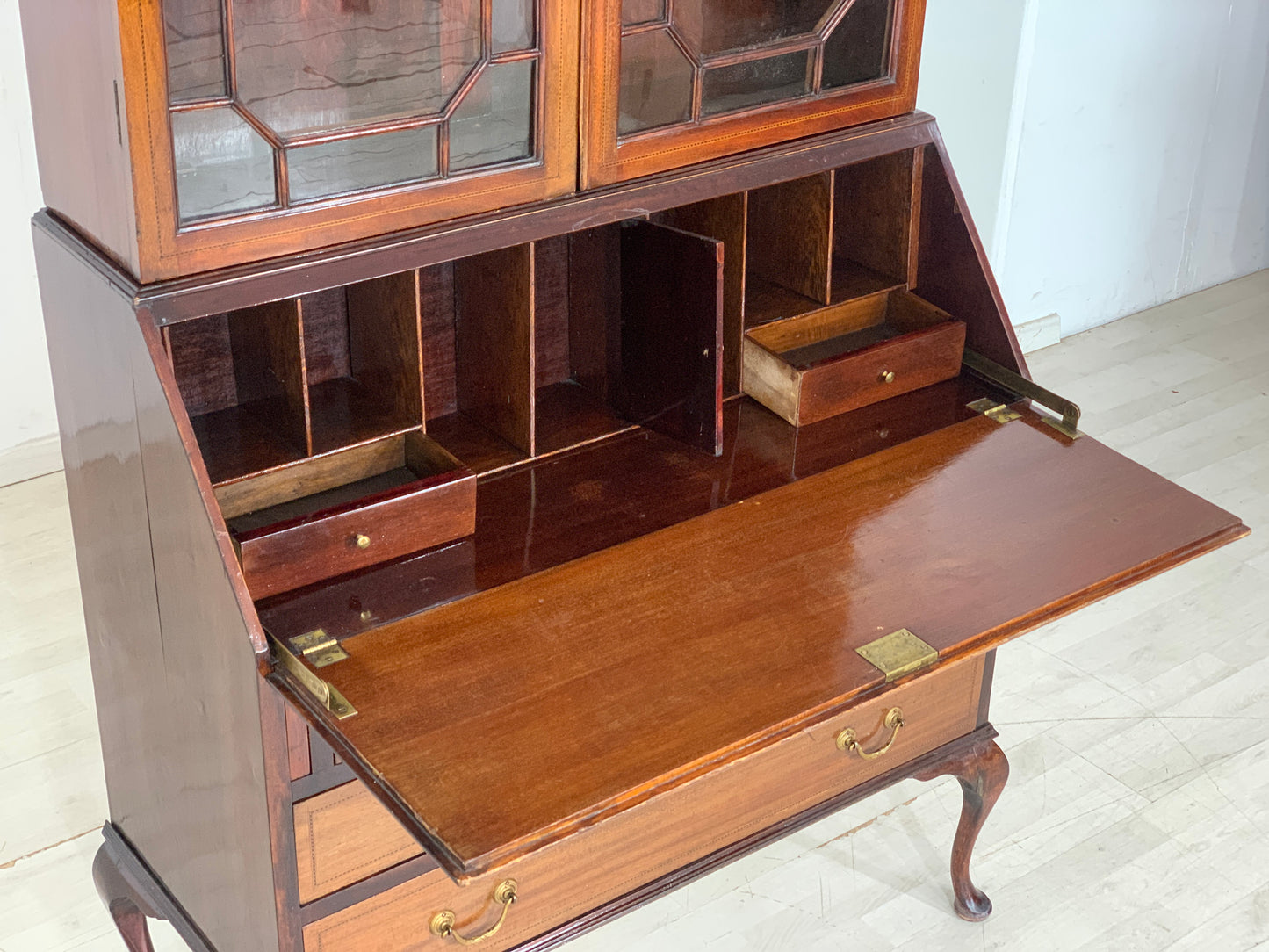 VITRINE SECRÉTAIRE ANTIQUE EN ACAJOU VERS 1880