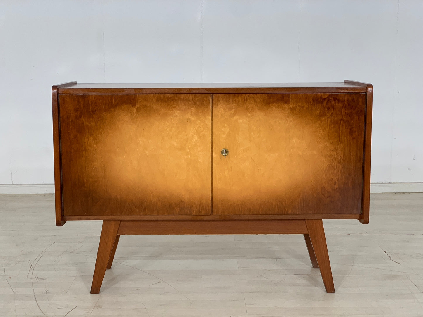 MID CENTURY CHEST OF DRAWERS SIDEBOARD CABINET VINTAGE