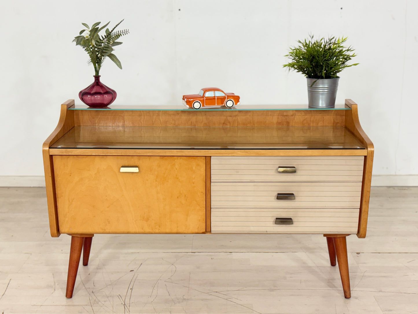 Mid-Century Lowboard / Vintage Kommode / Schrank – 60er Jahre