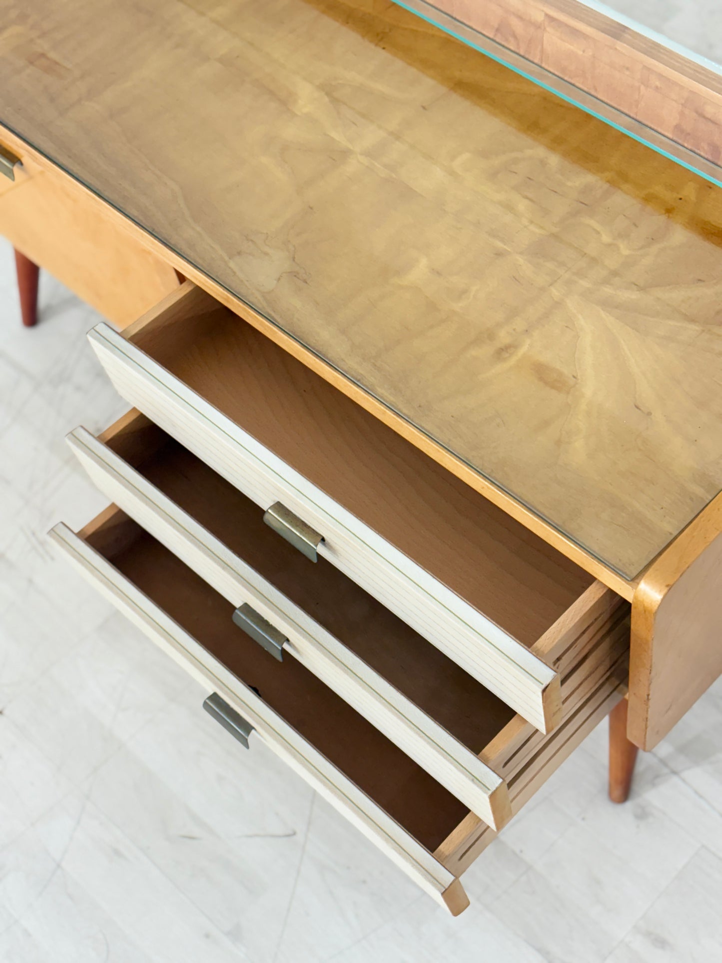 Mid-Century Lowboard / Vintage Kommode / Schrank – 60er Jahre