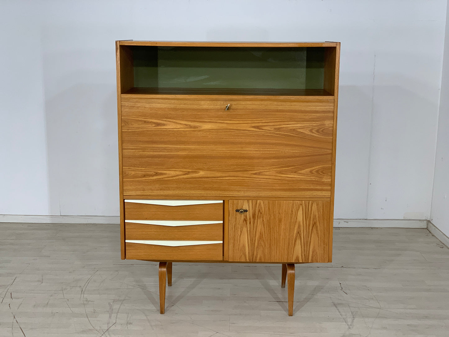 MID CENTURY HELLERAU HIGHBOARD SCHRANK SEKRETÄR SERIE 427/E