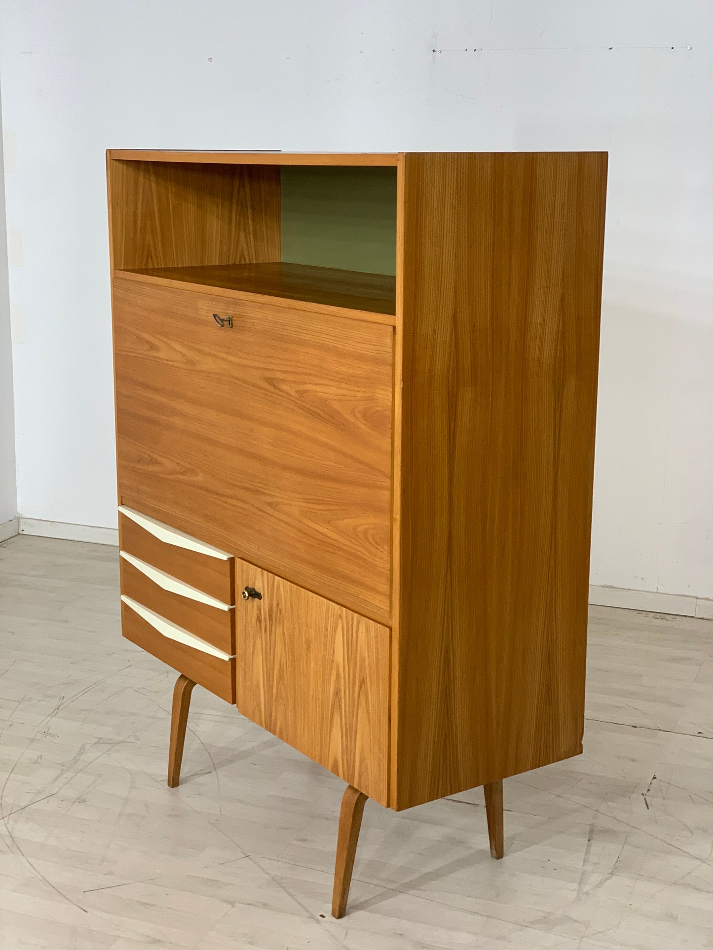 MID CENTURY HELLERAU HIGHBOARD SCHRANK SEKRETÄR SERIE 427/E